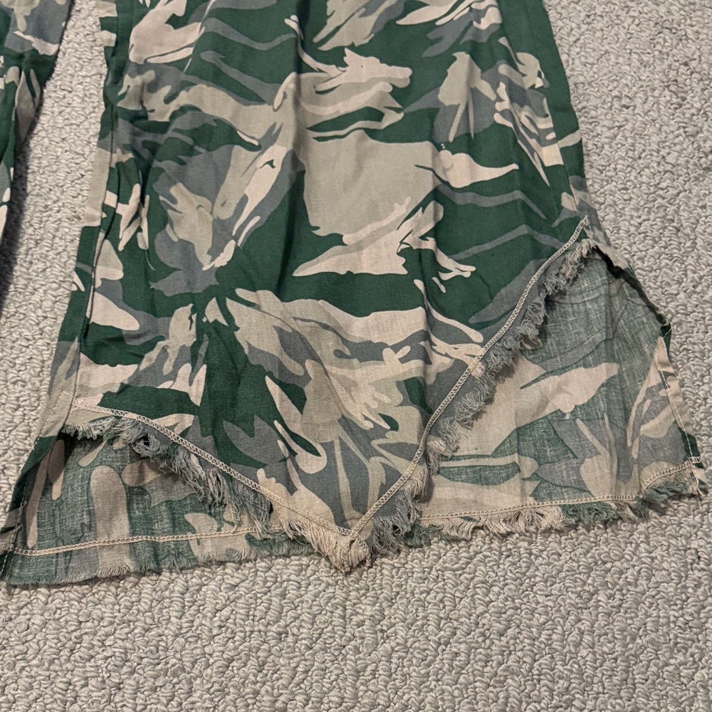 Camouflage Ankle-Length Pants - Picture 2 of 5